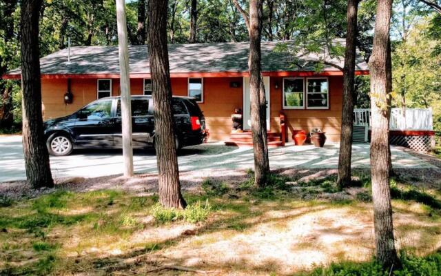 Wisconsin Dells Cabin in the Woods - VLD0423
