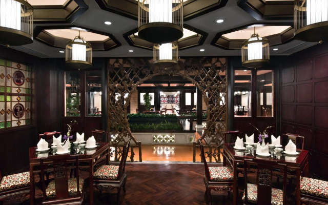 White Swan Hotel
