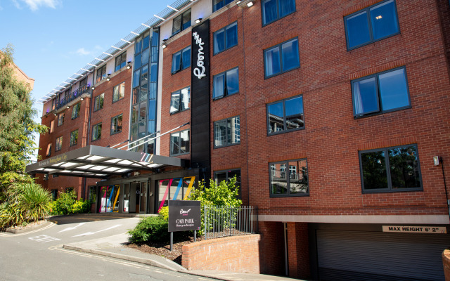 Aparthotel Roomzzz Nottingham City