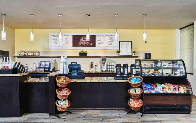 DoubleTree by Hilton Hotel Salt Lake City Airport