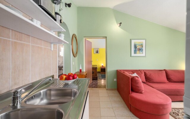Stunning Apartment in Porec With 1 Bedrooms and Outdoor Swimming Pool