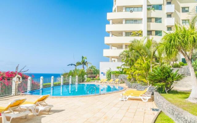 Arcadas Grand Sea View