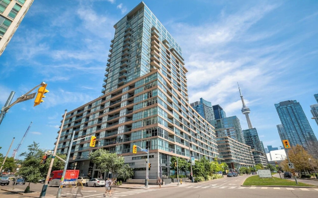 Toronto Skyline Lake View