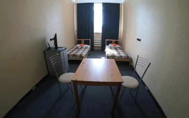 Hostel Kirovsk.red