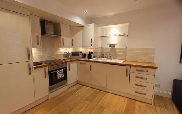 3 New Assembly Close - Royal Mile