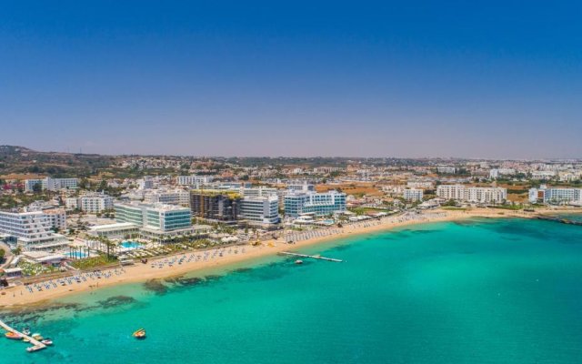 Fig Tree Beach Houses in the heart of Protaras