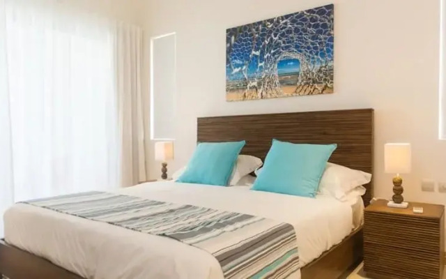 Cap Ouest Beach Apartments