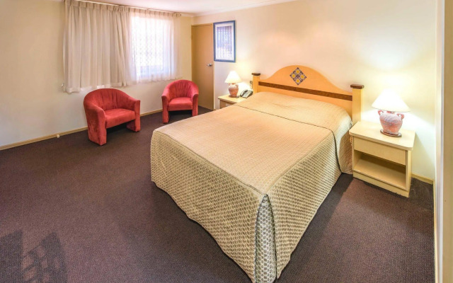 Villa Mirasol Motor Inn