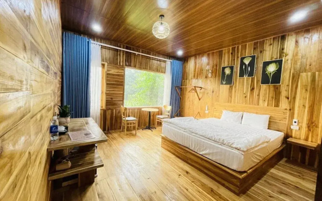 Tuyet's Homestay