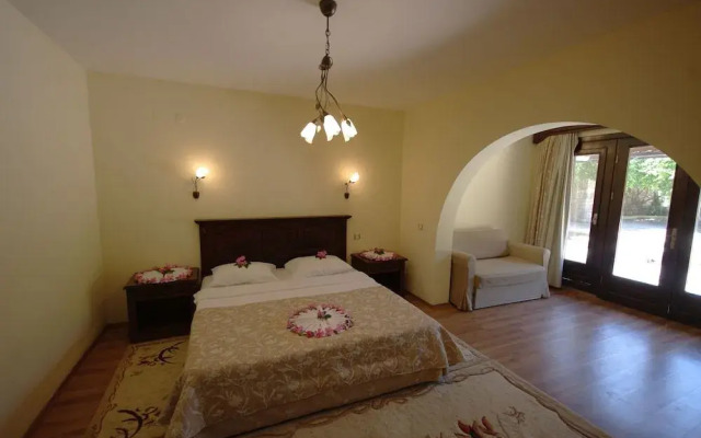 Alarga Sail Boutique Hotel & Yacht Club