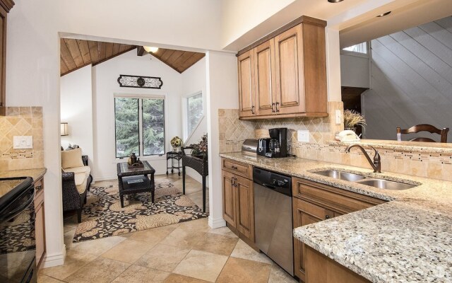 Ridgepoint Townhome 185