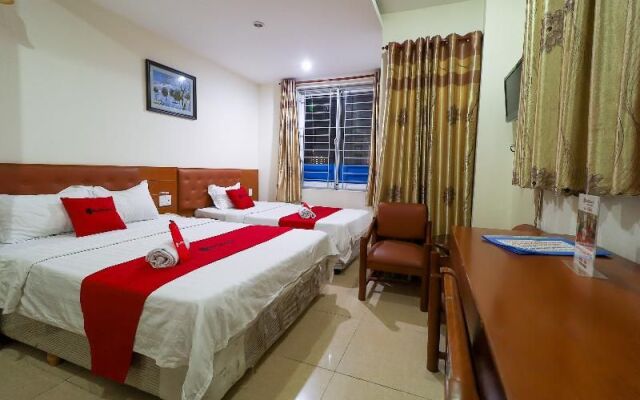 RedDoorz near Gia Dinh Park