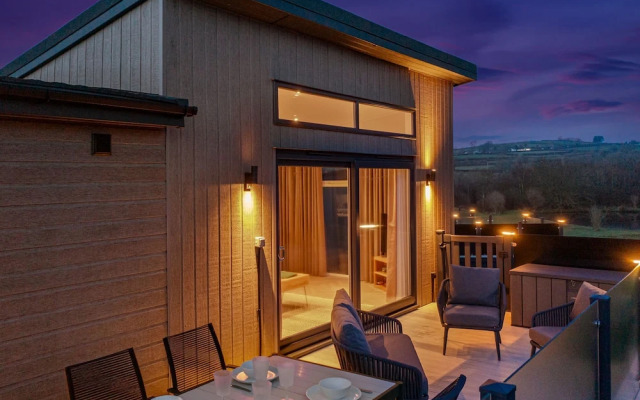 The Duck Pond - Countryside Hot Tub