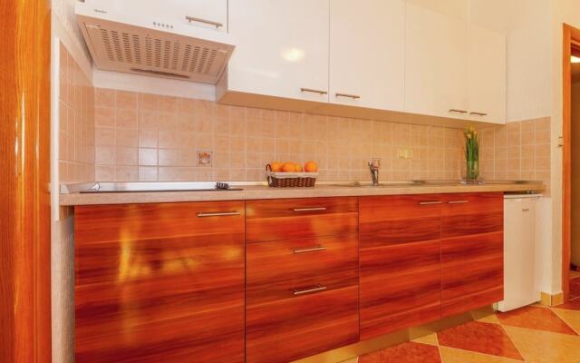 Cottage in Croatia Near Beach & Town Centre