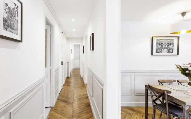 LUX 4BDR Opera Lafayette 2 by Livinparis