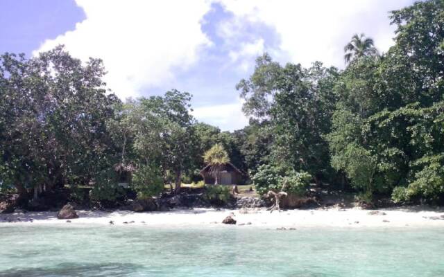 Lonnoc Beach Lodge