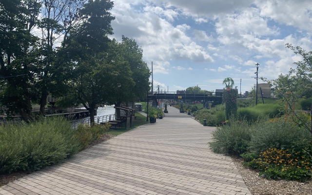 Flotel St-Jean-Sur-Richelieu