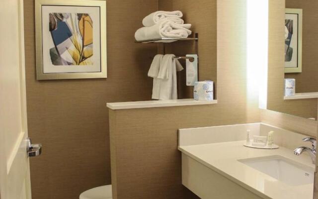 Fairfield Inn & Suites Boston Marlborough/Apex Center