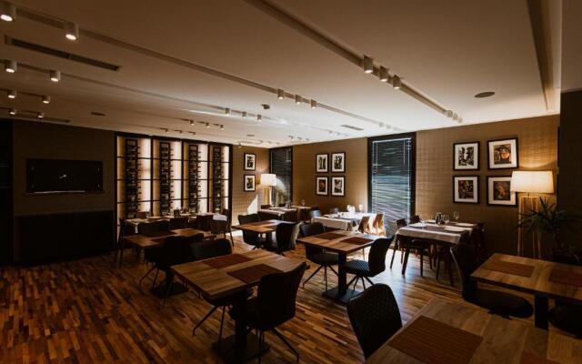 Privilege Hotel & Spa