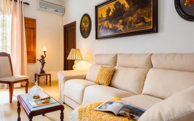 Barrio Santa Cruz HSH