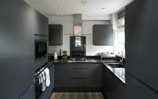 Luxury Penthouse Located Near Old Street
