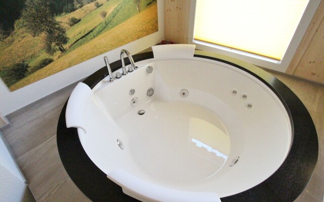 Cozy Chalet near Ski Area in Klippitztörl