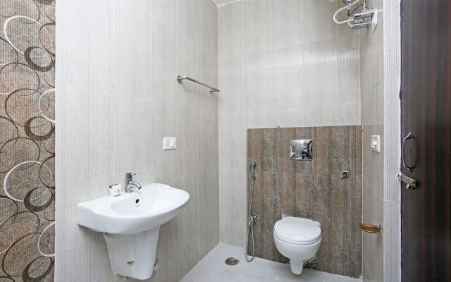 OYO 10226 Hotel 7 Sandz