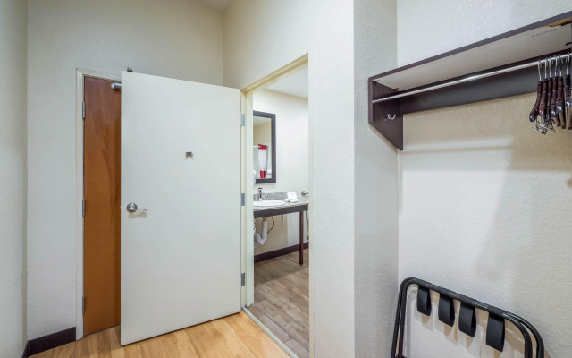 Red Roof Inn Ocala