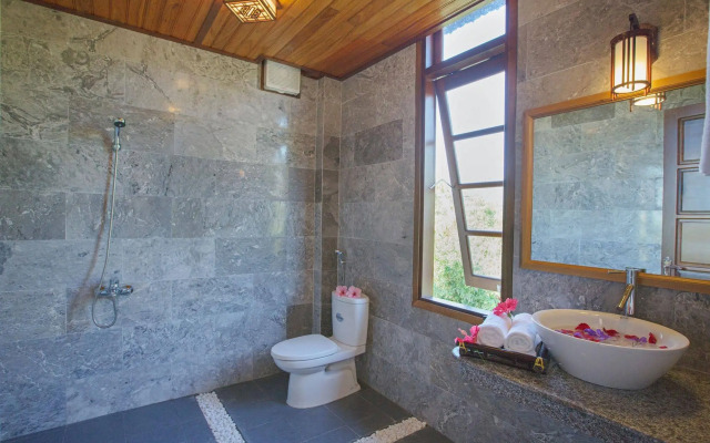 Tropical Garden Homestay Villa