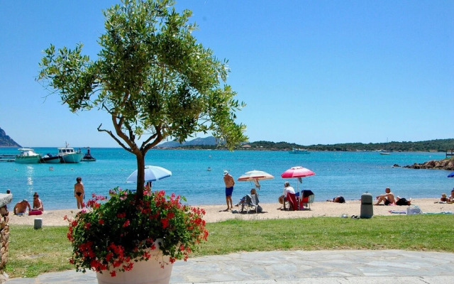 I Fari 77 600mt From The Beach