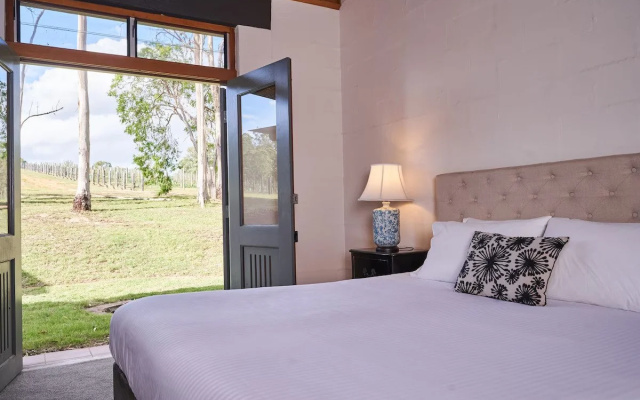Wandin Valley Estate – Guest Rooms – Rothbury