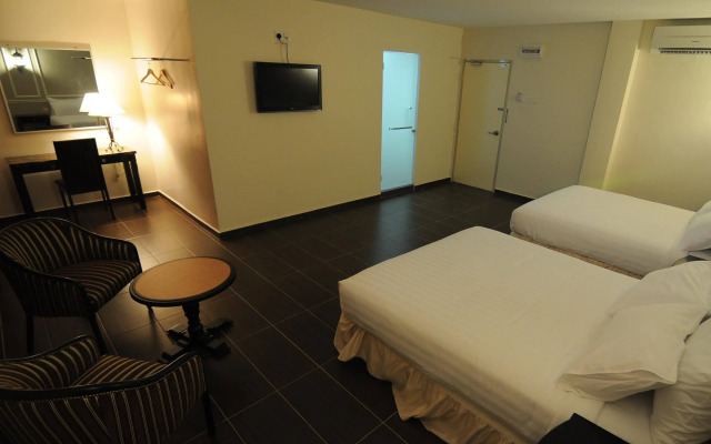 Luscious Hotel