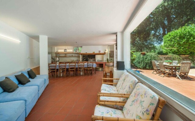 Amazing Home in Rimini With 6 Bedrooms and Wifi