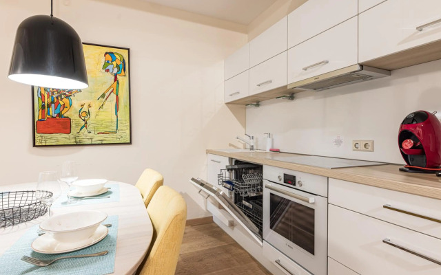 BIRUTĖS ALLEY 43, By Cohost