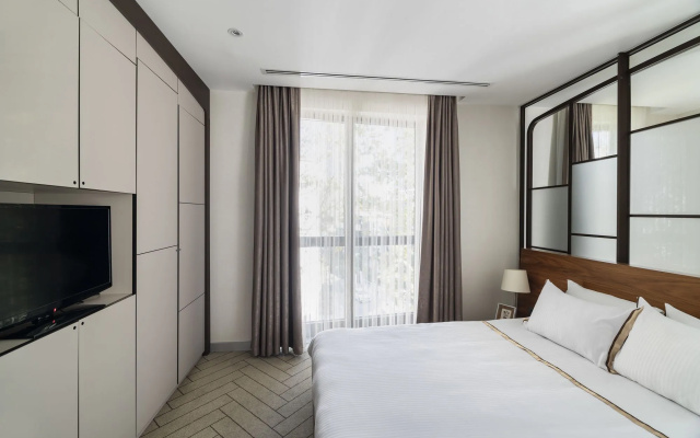 Upsuites Hotel