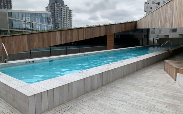 Vancouver House Breathtaking Views 3 Bdrm Pool hot tub gym
