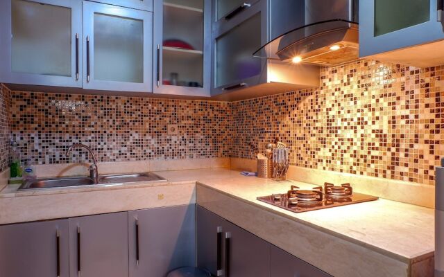 Premium Location Bellagio Residence Apartment