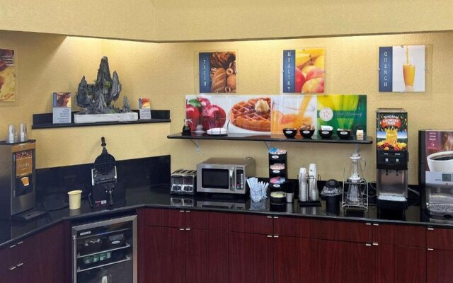Quality Inn & Suites