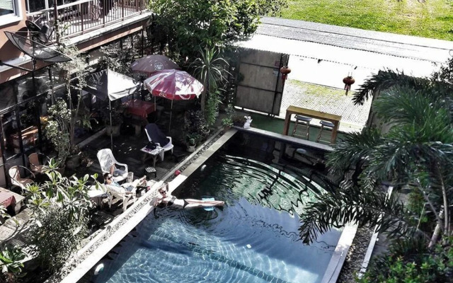 Ora House