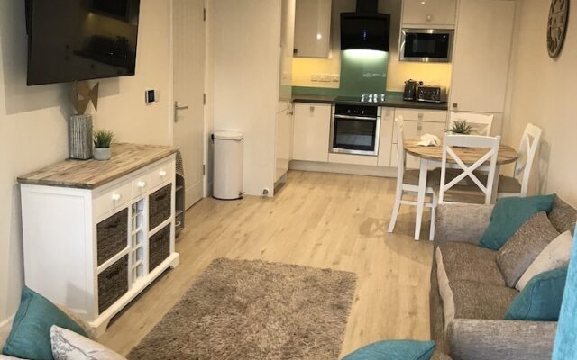 5 Star Rated 2-bed Apartment