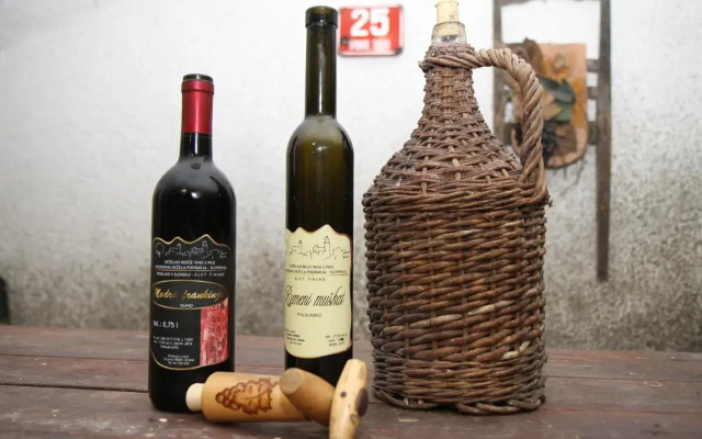 Vineyard Cottage Vrbek
