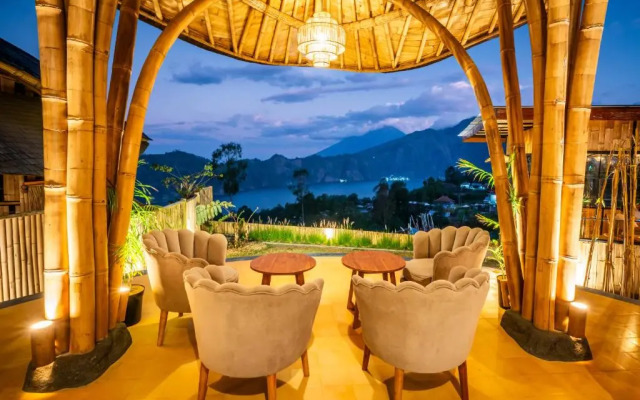 Курортный отель The Dewi Eco Bamboo Villa