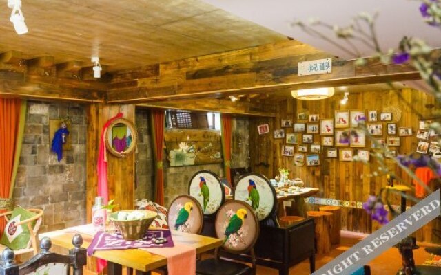 Huage Hostel
