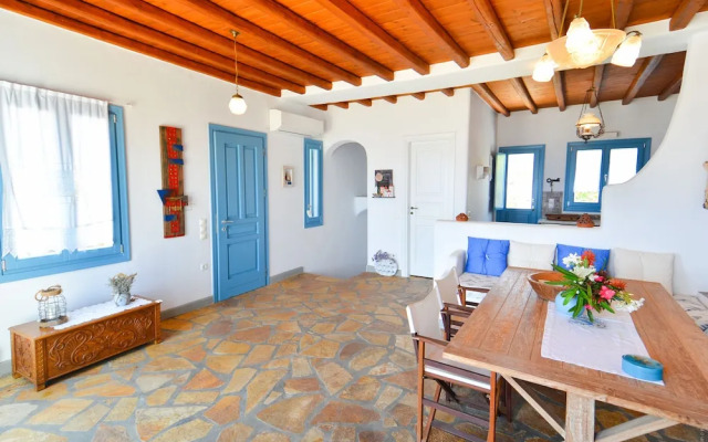 Sea View Villa Near Kalo Livadi