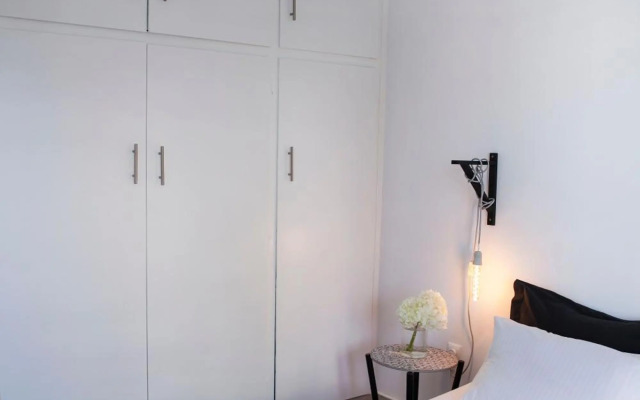 Best located executive apartment in Maroussi.