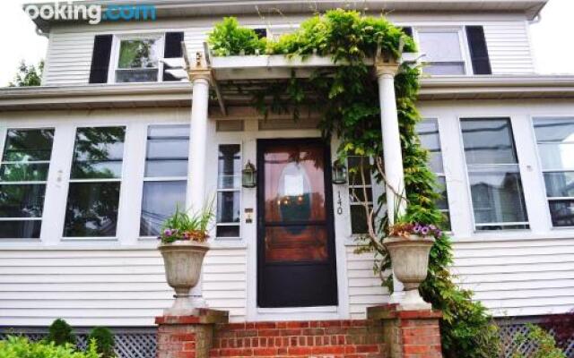 The John Randall House