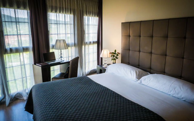 Pamplona Catedral Hotel