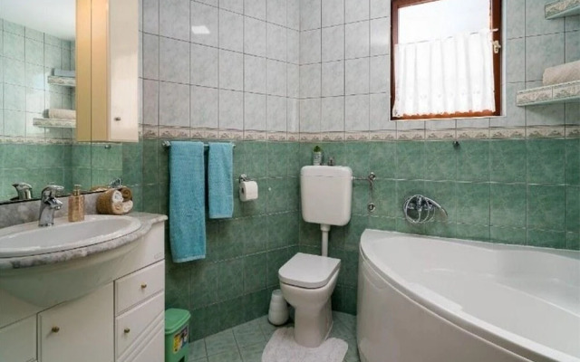 Divna - Modern Apartments With Terrace - A4