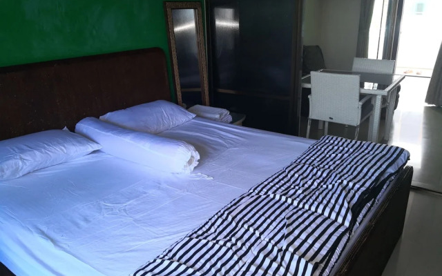 Room-apartment 1 Bedroom 203