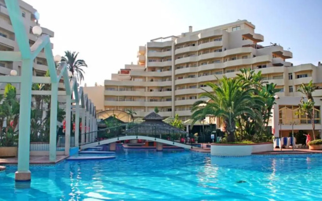 Benal Beach 704
